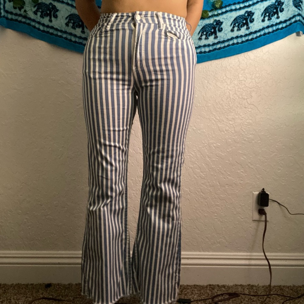 Blue and white striped jeans, brand stradivarius, cute and fitting